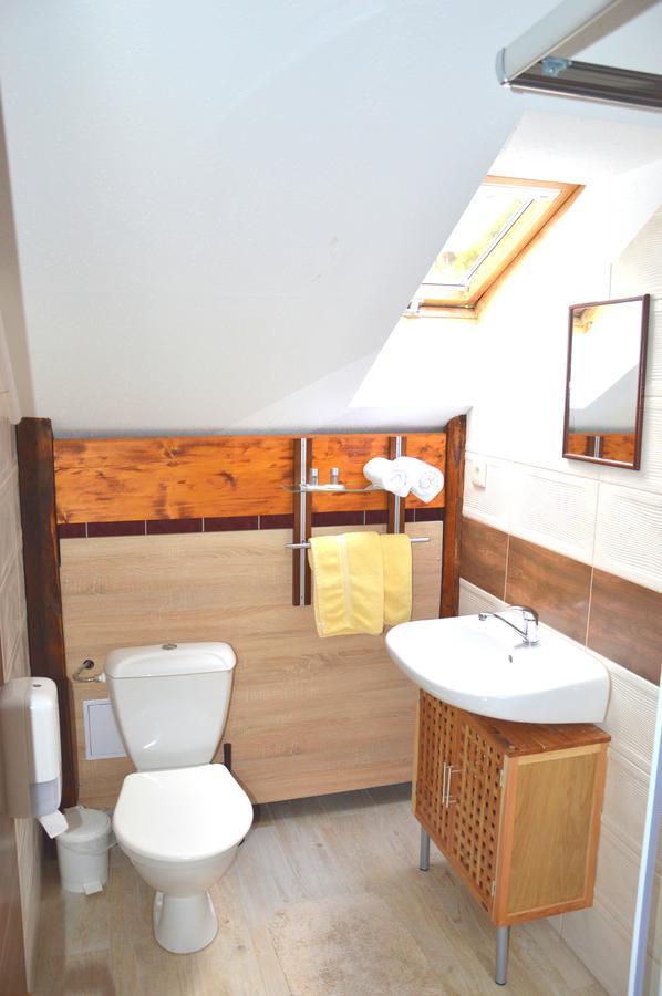 Pod Hradom Restaurant & Pension Topoľčany Екстериор снимка
